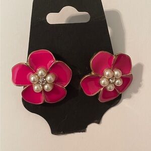 **Vintage Hot Pink Flower Petal Earrings w/Faux Pearl Center & Gold Trim**